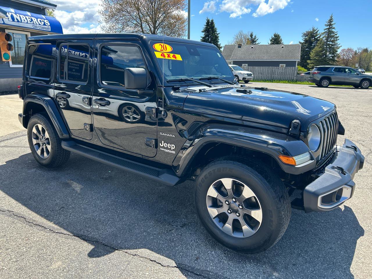 Used 2020 Jeep Wrangler Unlimited Sahara AWD/4WD image 5