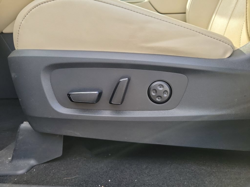 Used 2023 INFINITI QX60 Luxe w/ Cargo Package AWD/4WD image 20