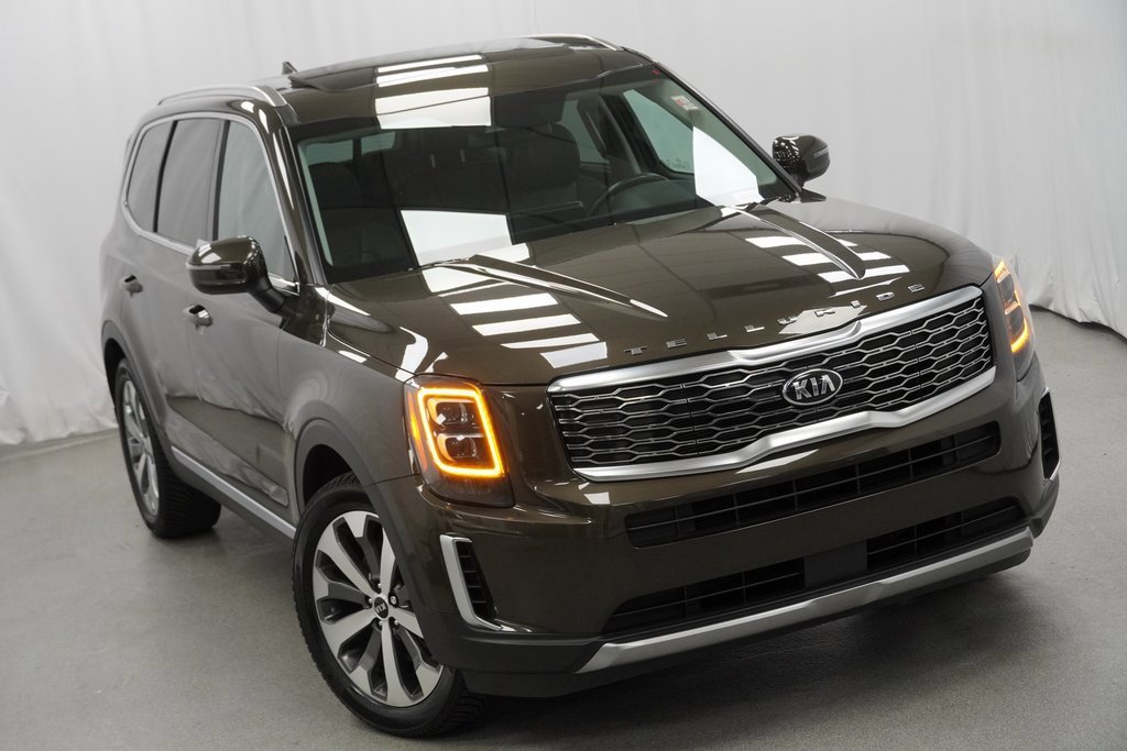 Used 2021 Kia Telluride EX w/ EX Premium Package image 9
