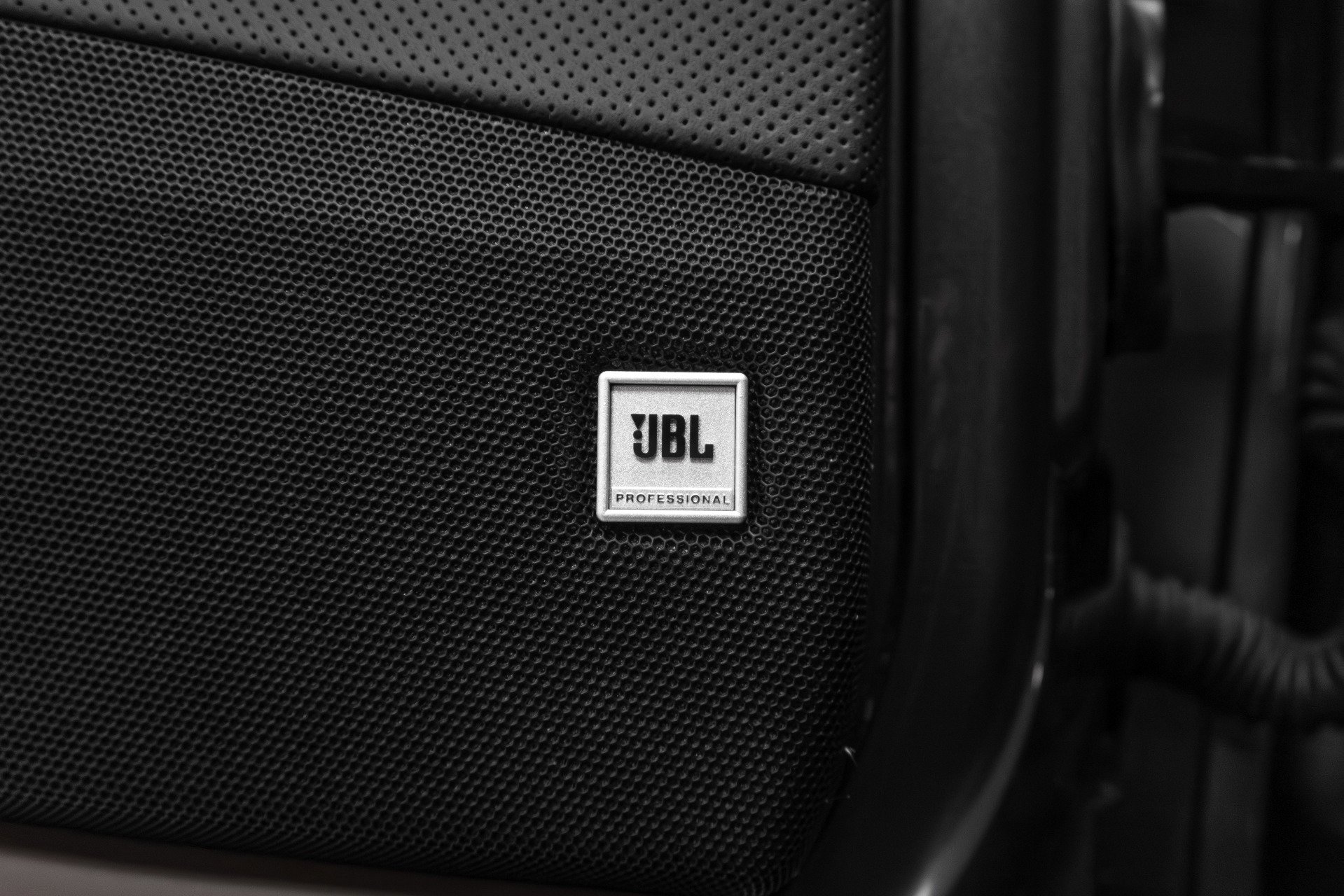 Used 2021 Ferrari 812 GTS image 56