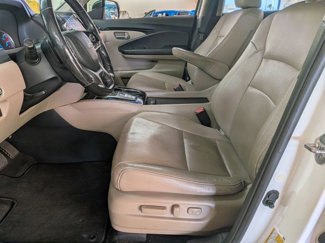 Used 2019 Honda Pilot Elite image 13