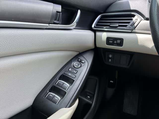 Used 2020 Honda Accord LX image 38
