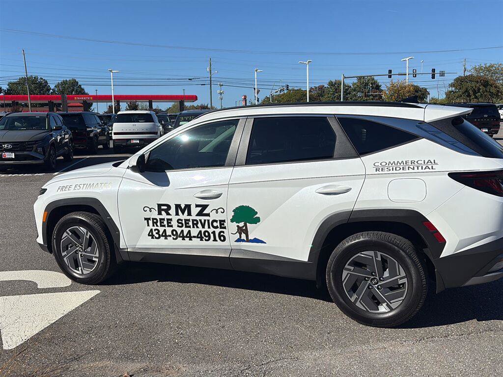Used 2025 Hyundai Tucson Blue AWD/4WD image 8