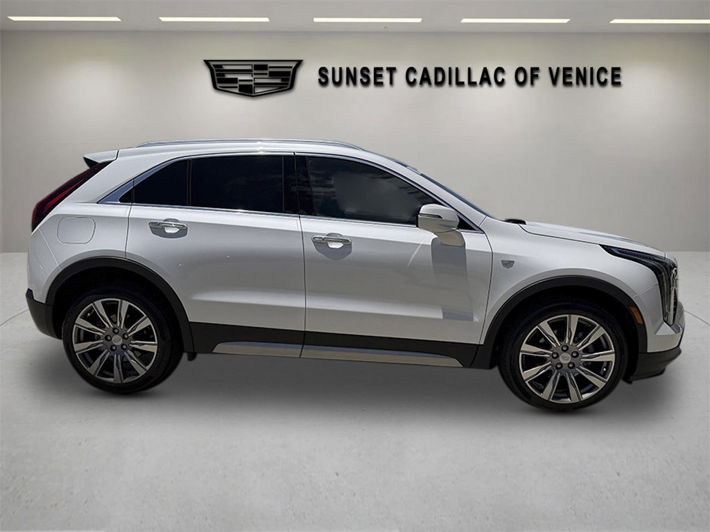 Certified 2023 Cadillac XT4 Premium Luxury w/ Technology Package AWD/4WD image 2