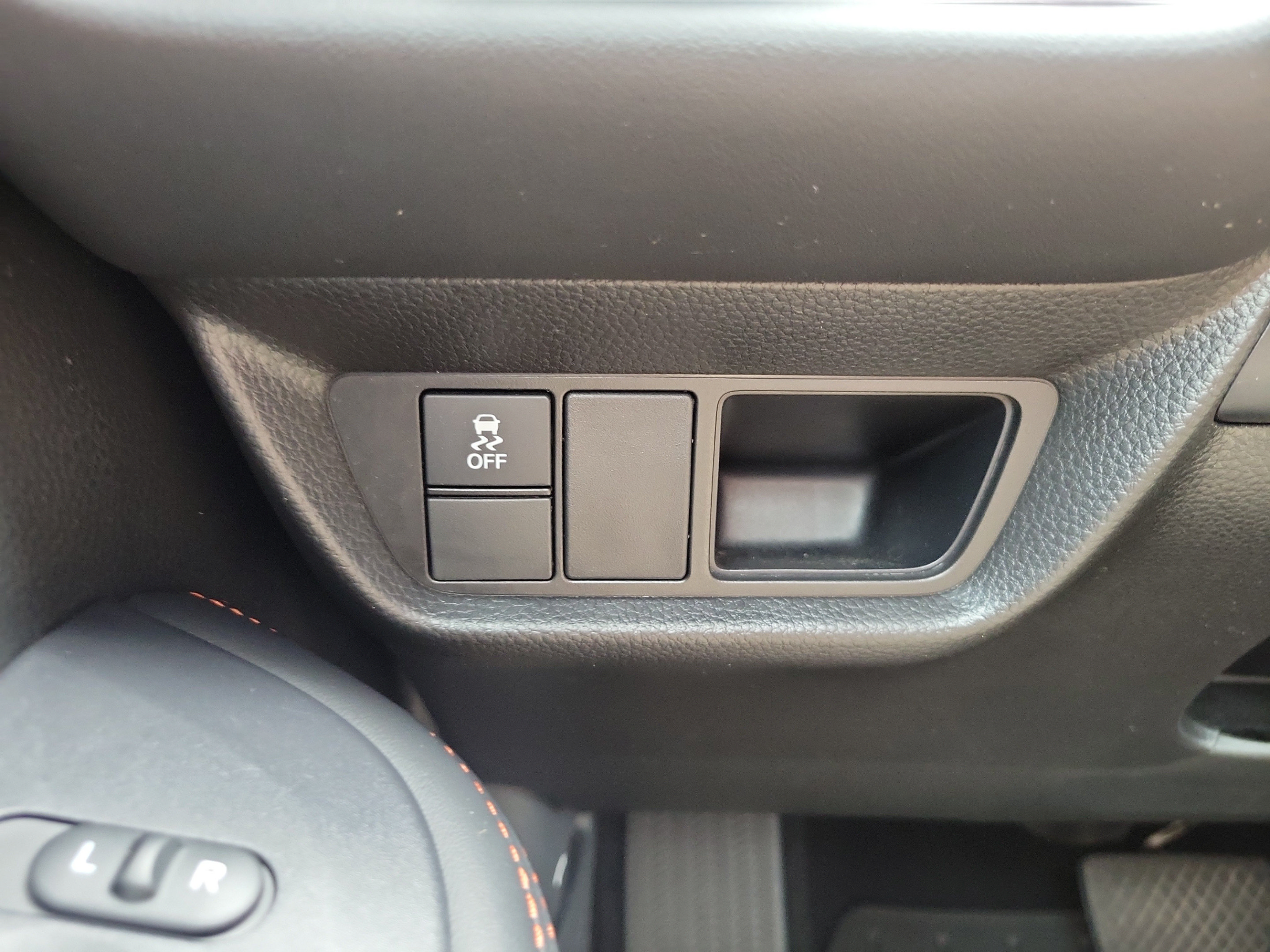 Certified 2024 Honda HR-V Sport image 26