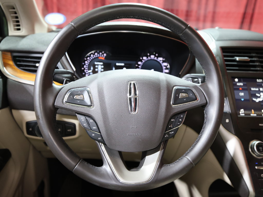 Used 2019 Lincoln MKC Select w/ Select Plus Package FWD image 15