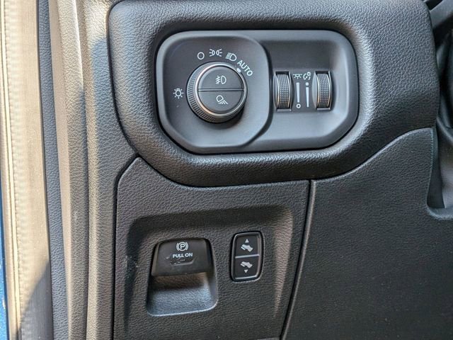 Used 2022 RAM 1500 Laramie w/ Sport Appearance Package image 25