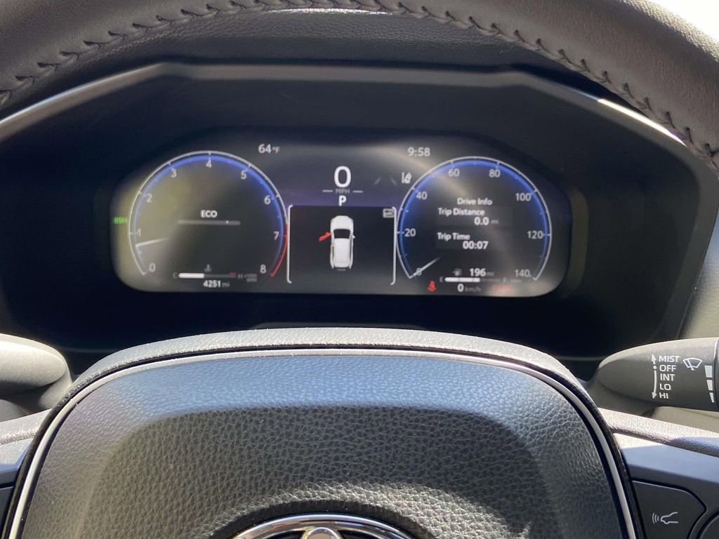 Used 2025 Toyota RAV4 Limited FWD image 36