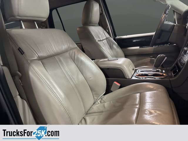 Used 2015 Lincoln Navigator 4WD image 31