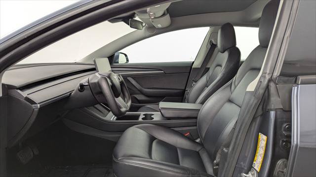 Used 2021 Tesla Model 3 Standard Range Plus RWD image 13