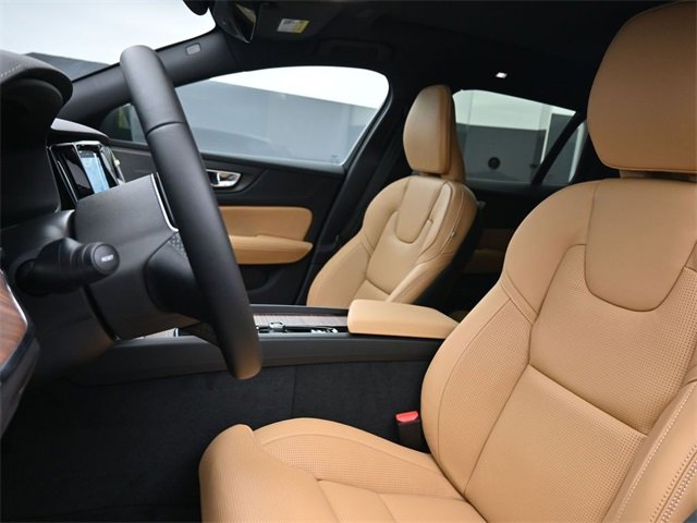 New 2026 Volvo V60 B5 Cross Country Ultra w/ Protection Package Premier image 9