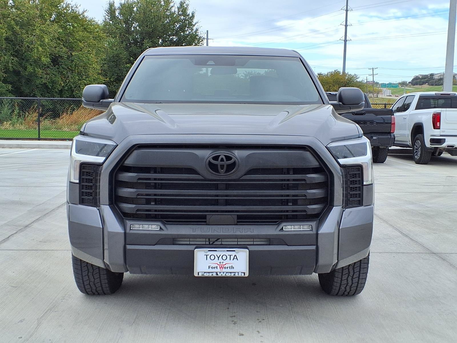 Used 2025 Toyota Tundra SR5 w/ SR5 Premium Package AWD/4WD image 2