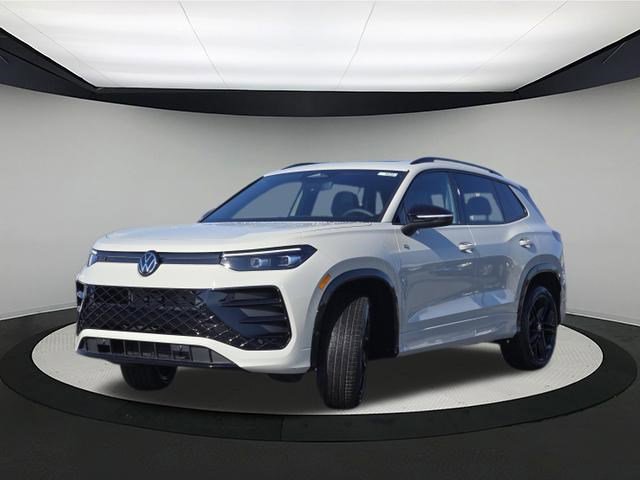 New 2026 Volkswagen Tiguan SE R-Line image 3