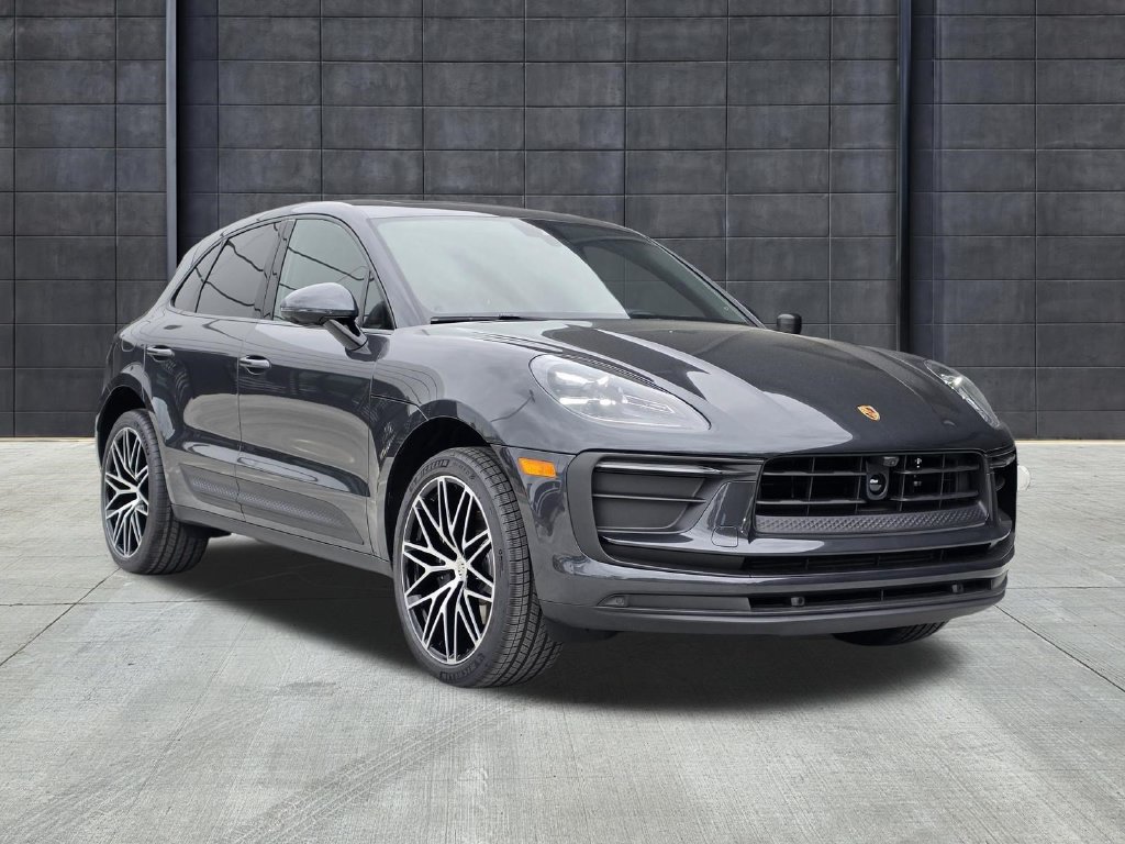 New 2026 Porsche Macan AWD/4WD image 6
