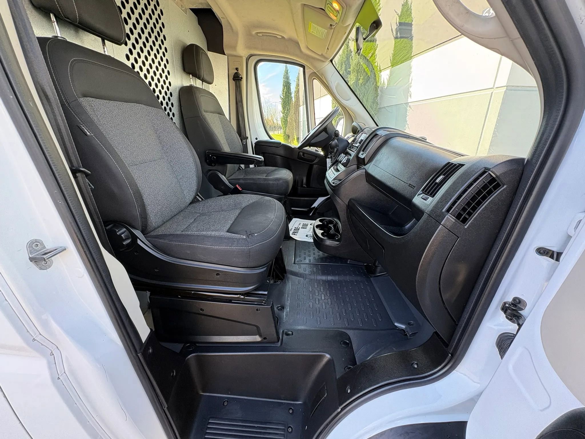 Used 2020 RAM ProMaster 3500 image 23