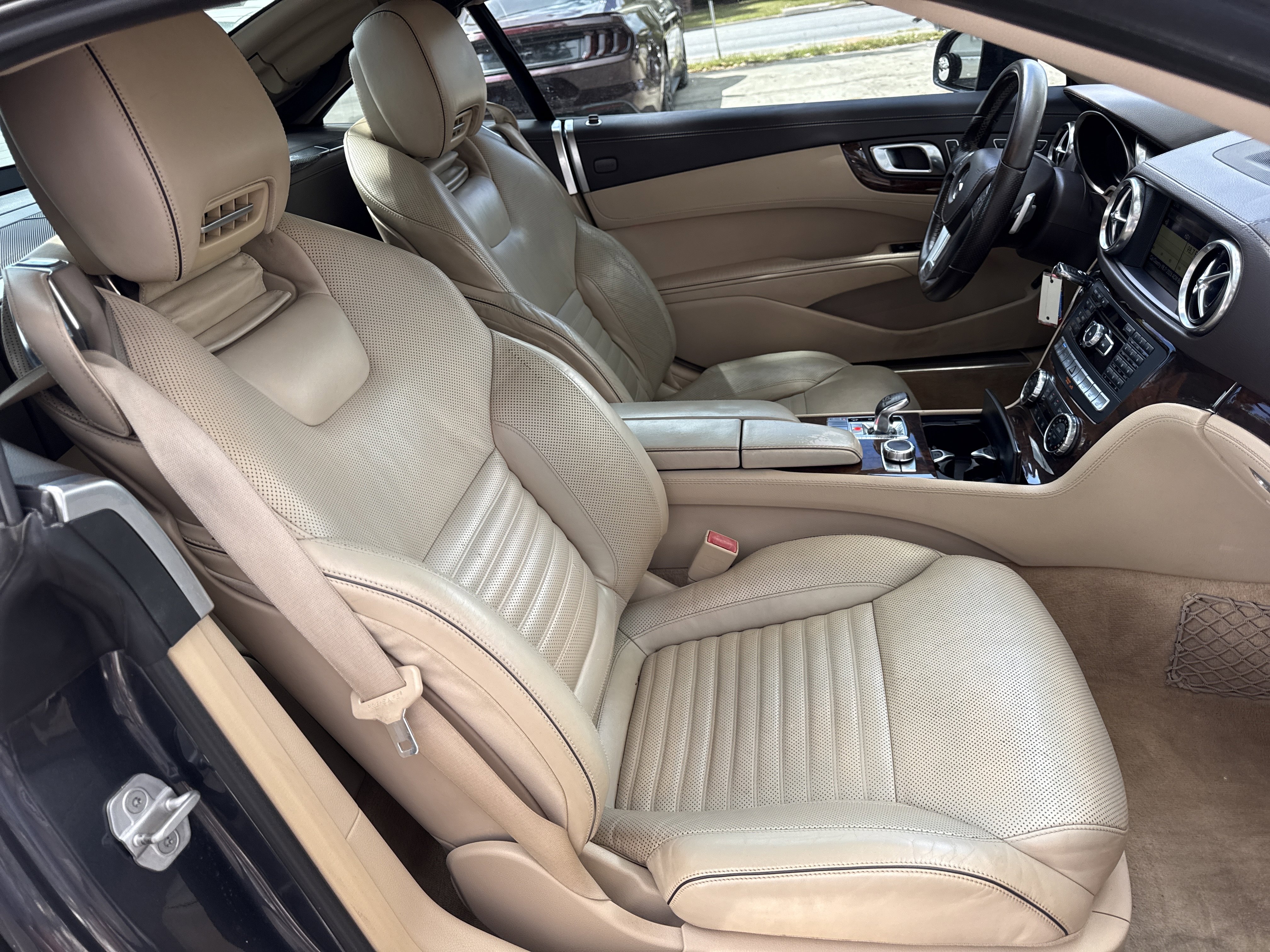 Used 2013 Mercedes-Benz SL 550 image 23