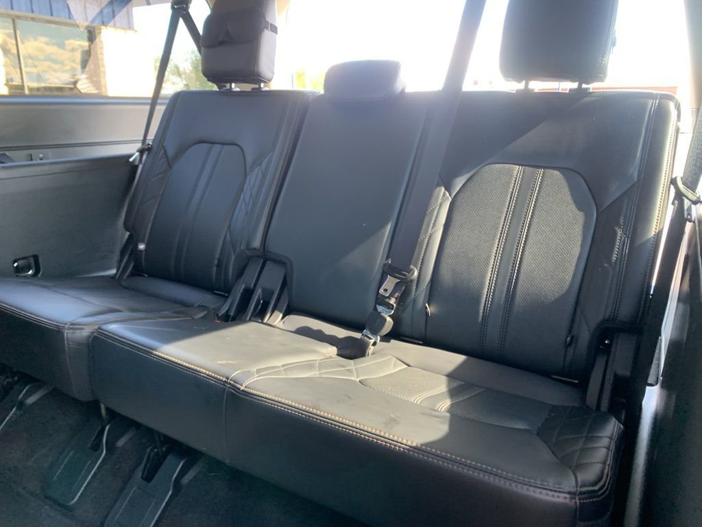 Used 2021 Ford Expedition Max Platinum AWD/4WD image 24