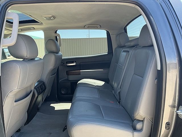 Used 2011 Toyota Tundra Limited w/ Platinum Pkg RWD image 13