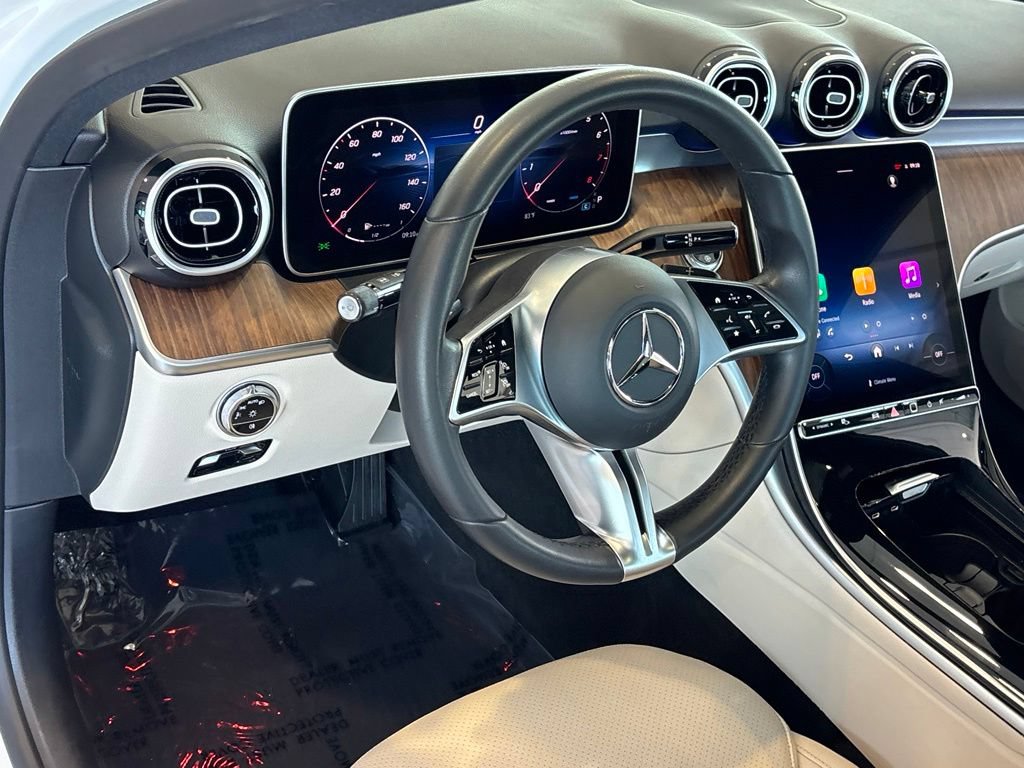 Used 2025 Mercedes-Benz C 300 Sedan image 17