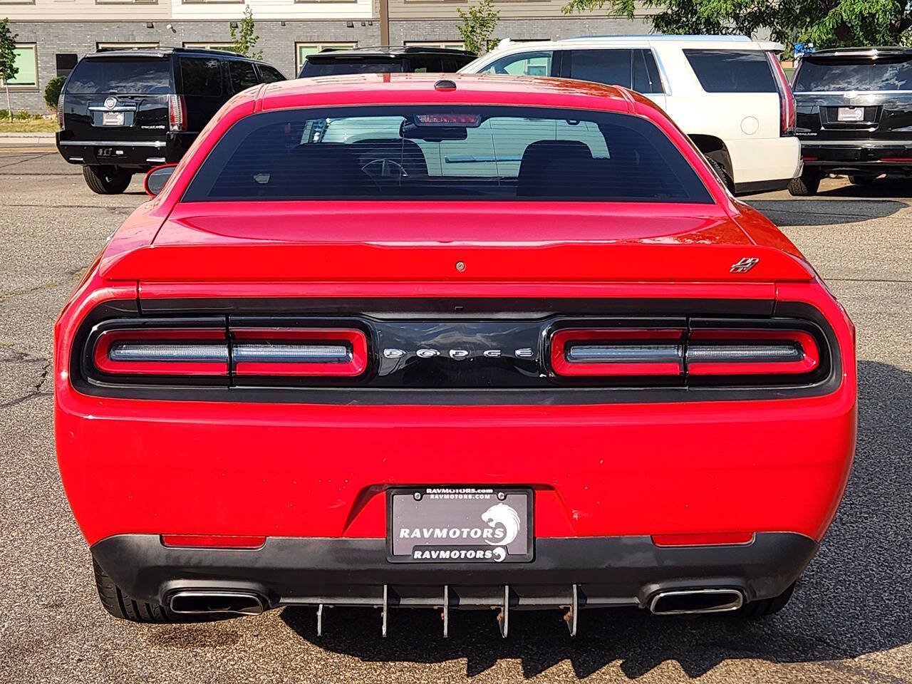 Used 2019 Dodge Challenger SXT AWD/4WD image 9