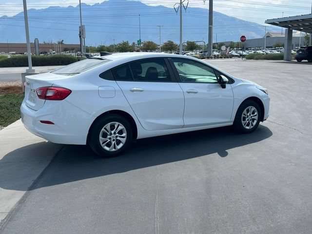 Used 2019 Chevrolet Cruze LS FWD image 7