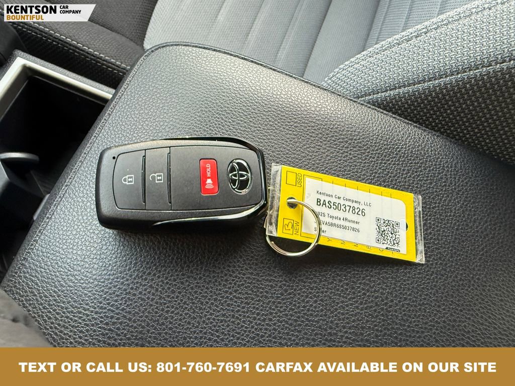 Used 2025 Toyota 4Runner TRD Off-Road image 39