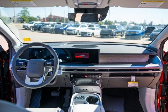 New 2026 Hyundai Ioniq 9 SEL w/ Tow & Go Package image 13