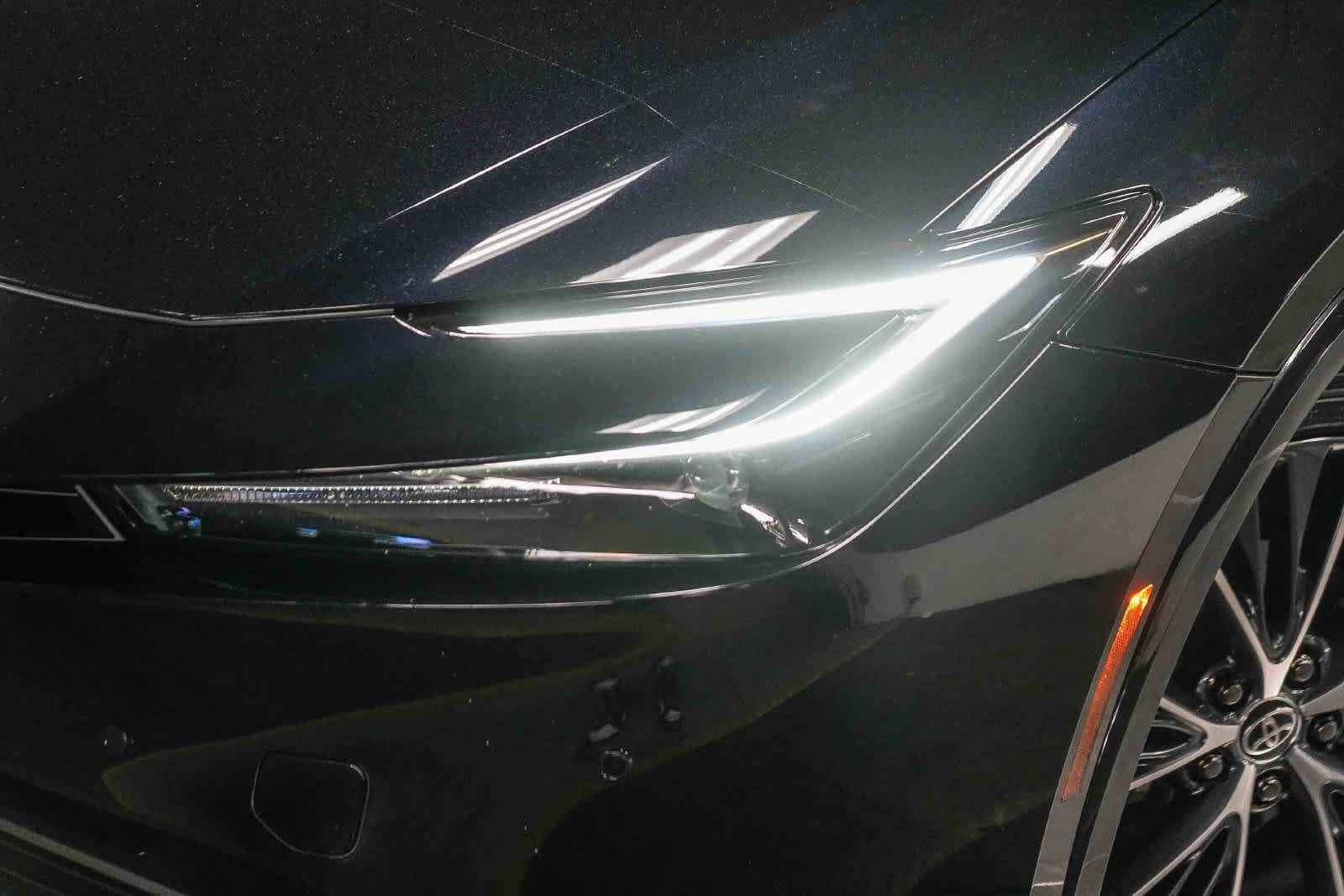 Certified 2024 Toyota Prius XLE FWD image 2