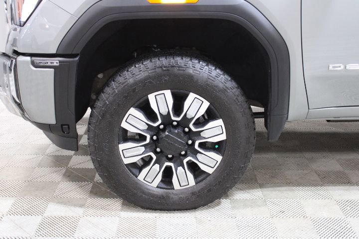 Used 2025 GMC Sierra 2500 Denali image 43