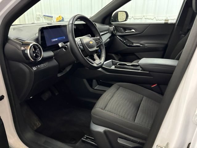 Used 2025 Chevrolet Equinox LT FWD image 30
