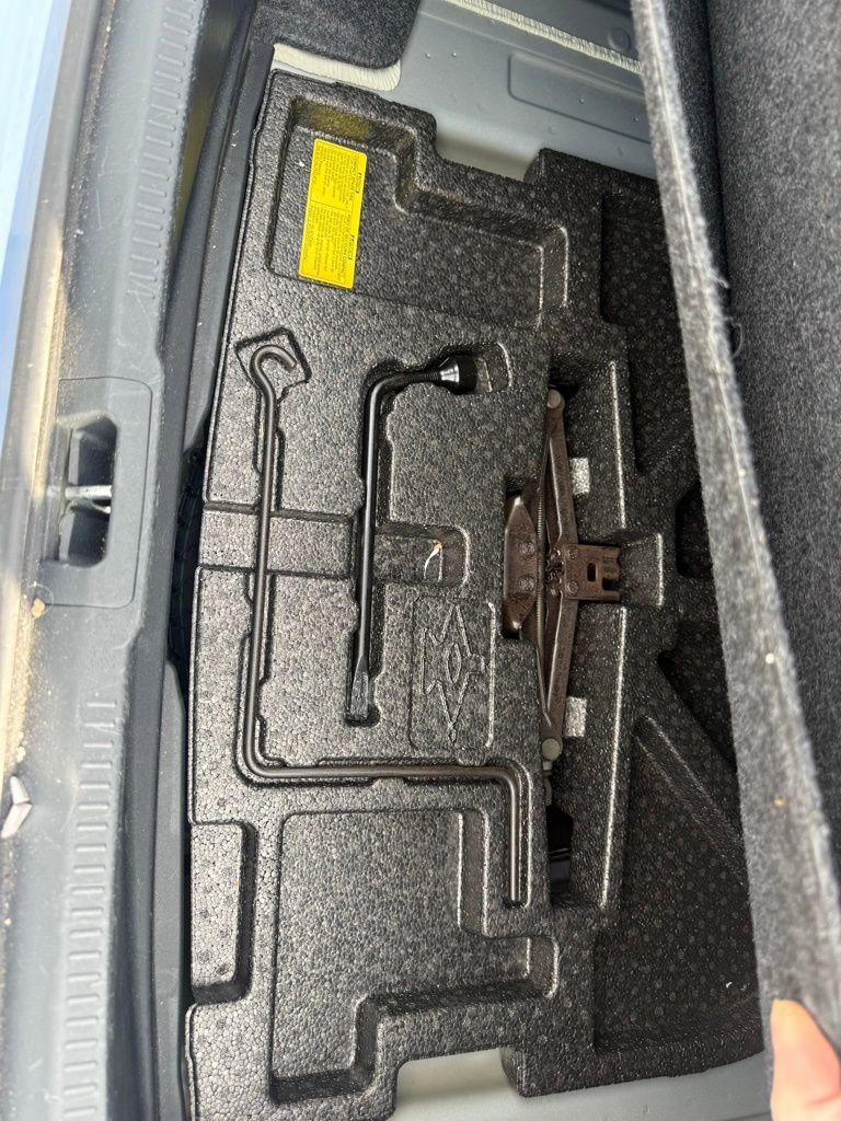 Used 2012 Toyota Camry LE image 31