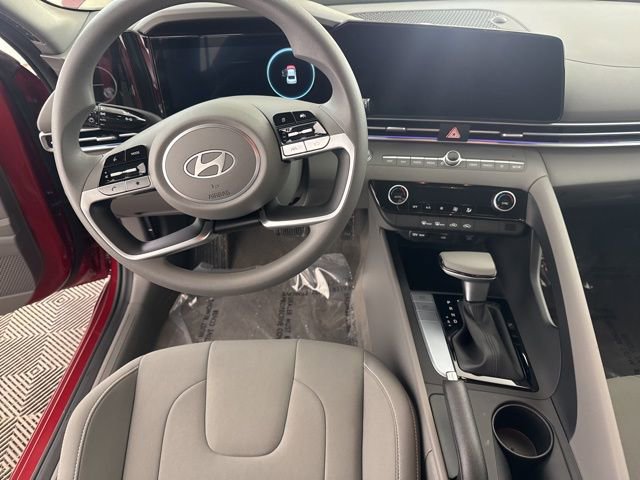 Certified 2024 Hyundai Elantra SEL image 34