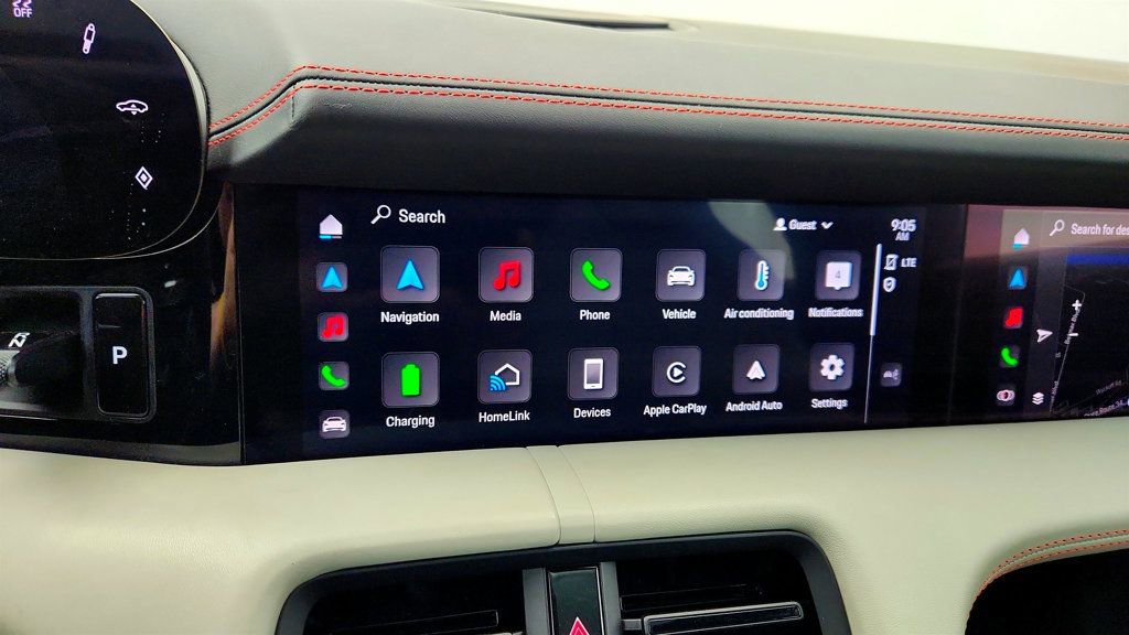 Used 2024 Porsche Taycan 4S image 18