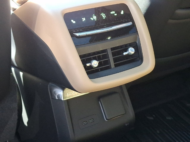 Certified 2026 Cadillac Lyriq Signature Luxury w/ Nappa Leather Package AWD/4WD image 9