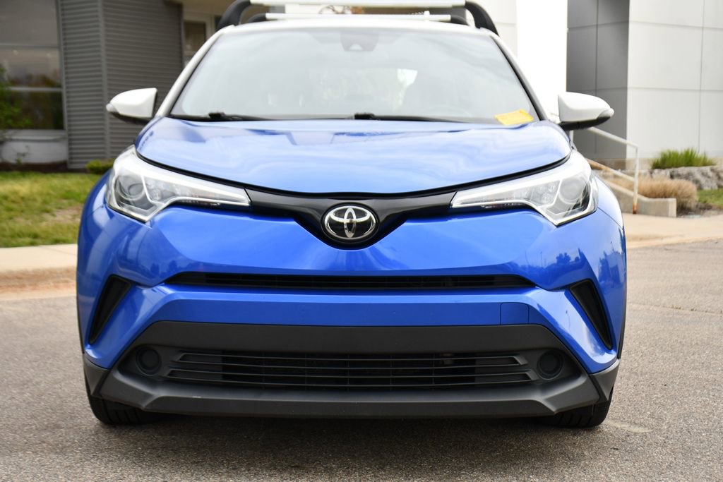 Used 2019 Toyota C-HR XLE FWD image 10
