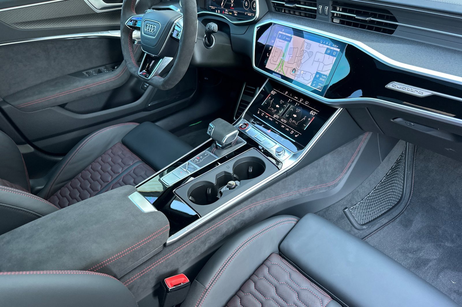 New 2025 Audi RS 6 performance image 15