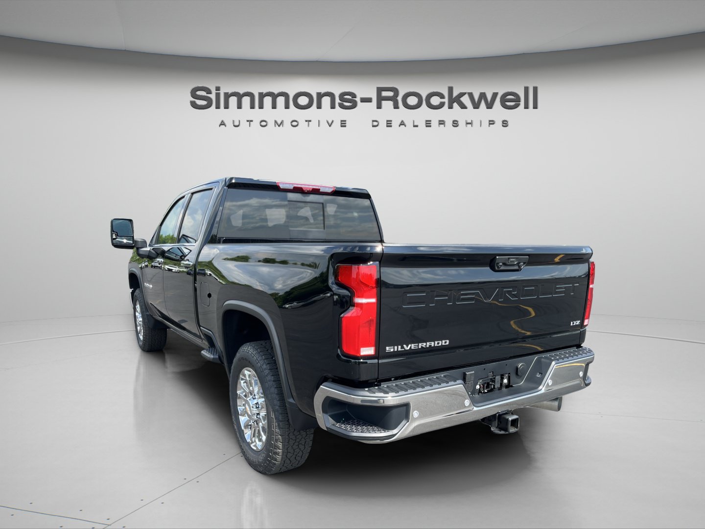 New 2026 Chevrolet Silverado 2500 LTZ w/ LTZ Premium Package AWD/4WD image 4