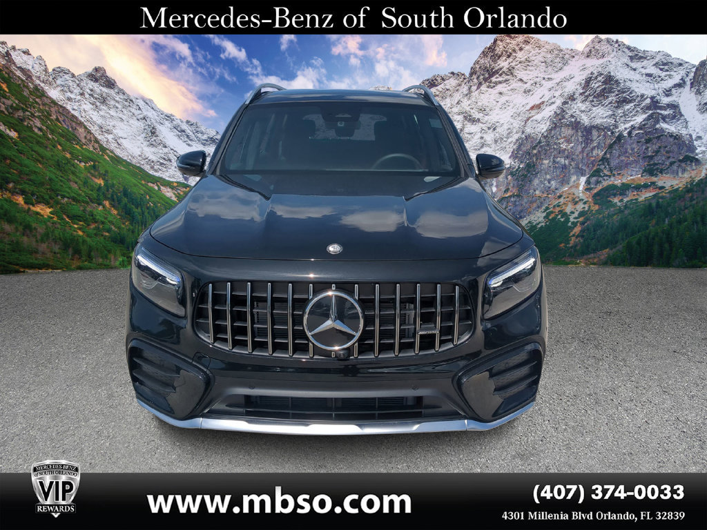 Used 2024 Mercedes-Benz GLB 35 AMG 4MATIC image 22