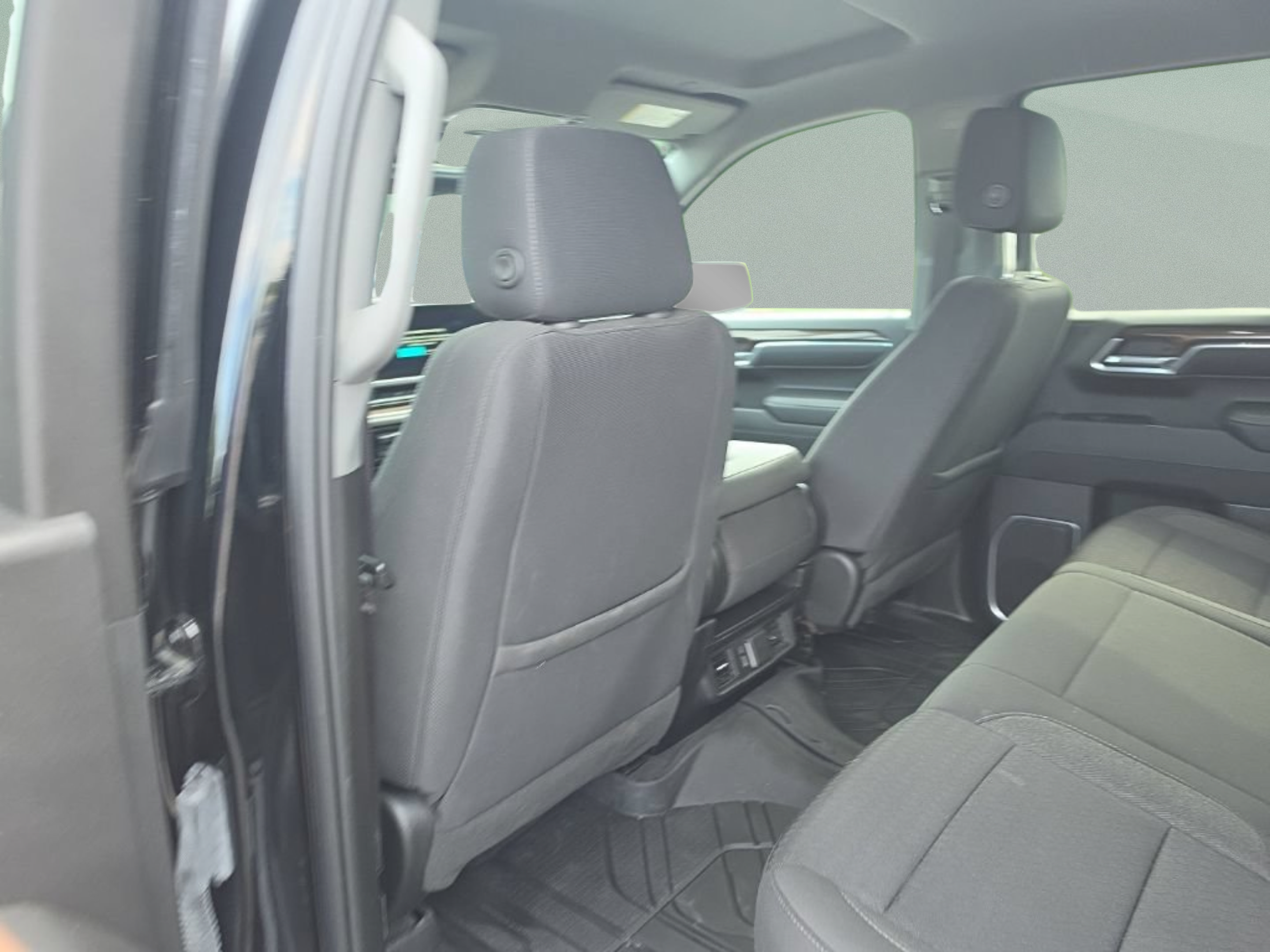 Used 2023 Chevrolet Silverado 1500 LT RWD image 22