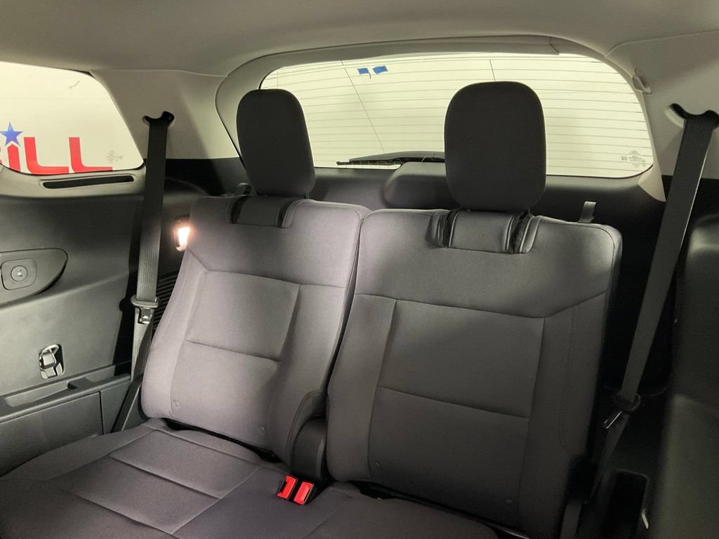 New 2026 Ford Explorer Active RWD image 18