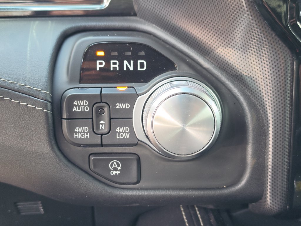 Used 2025 RAM 1500 Limited w/ Trailer Tow Group AWD/4WD image 27
