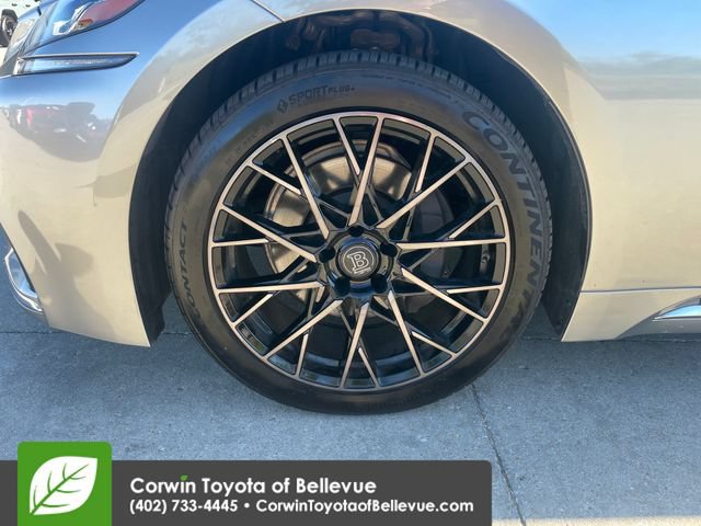 Used 2019 Lexus LS 500 AWD w/ Interior Upgrade Package image 39