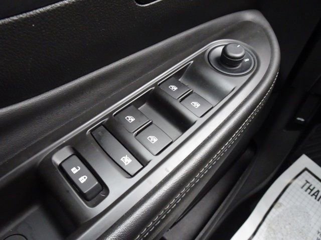 Used 2022 Buick Encore Preferred w/ Safety Package AWD/4WD image 23