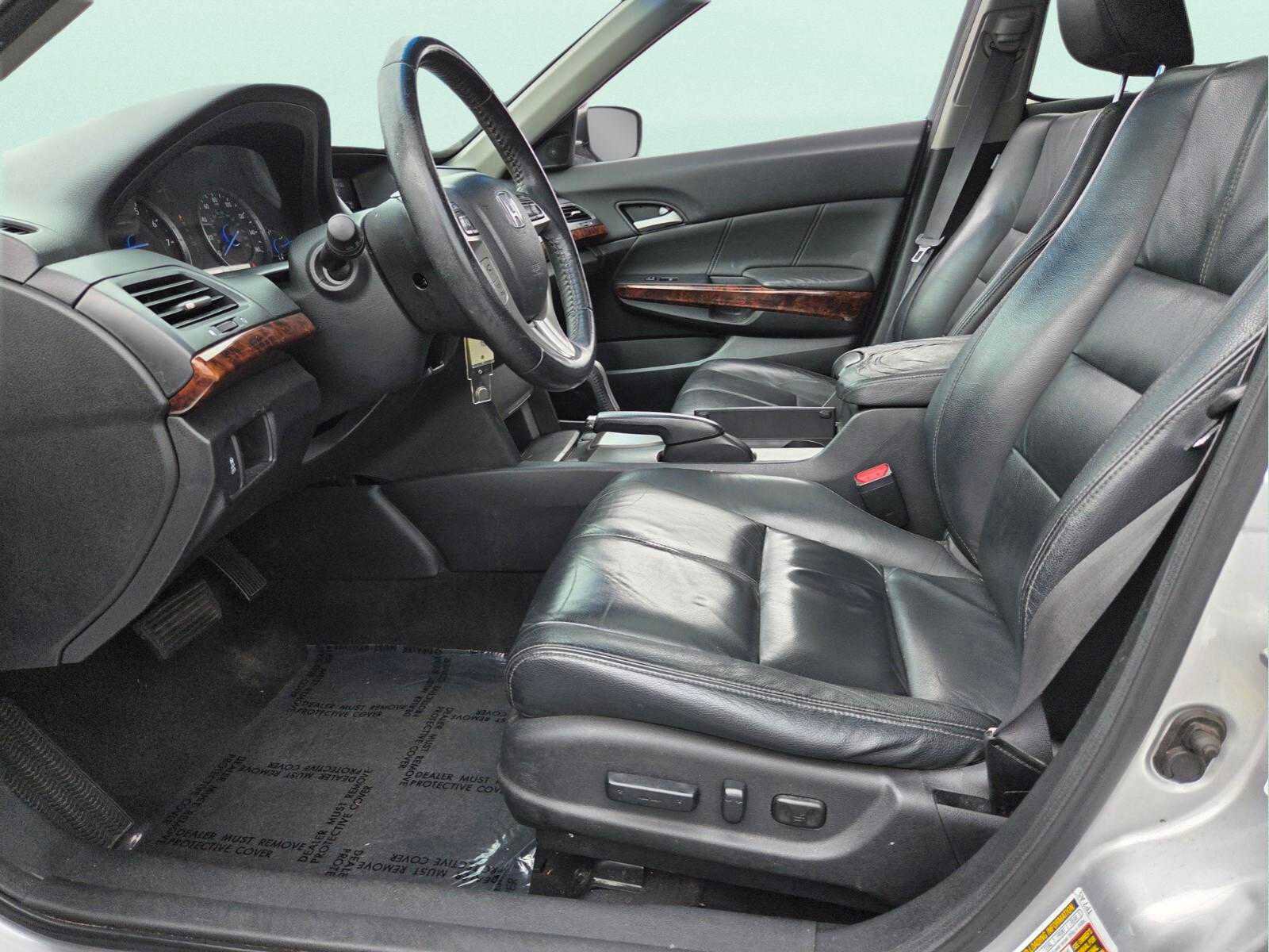 Used 2010 Honda Crosstour EX-L image 10