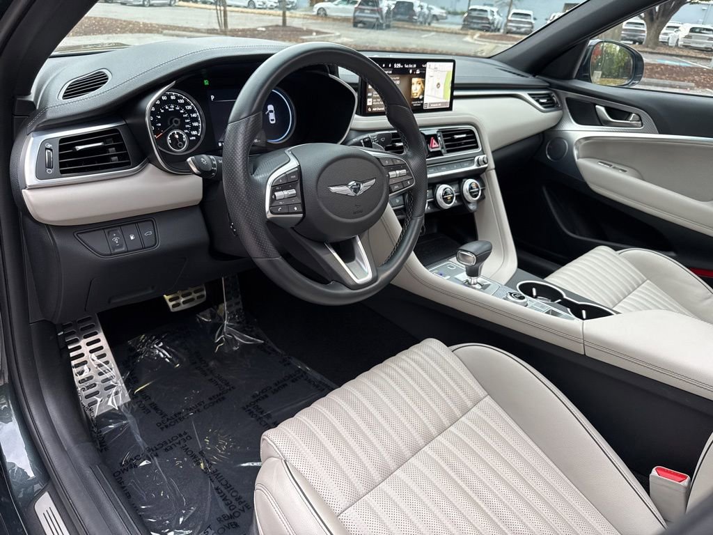Used 2023 Genesis G70 2.0T w/ Sport Prestige Package image 14