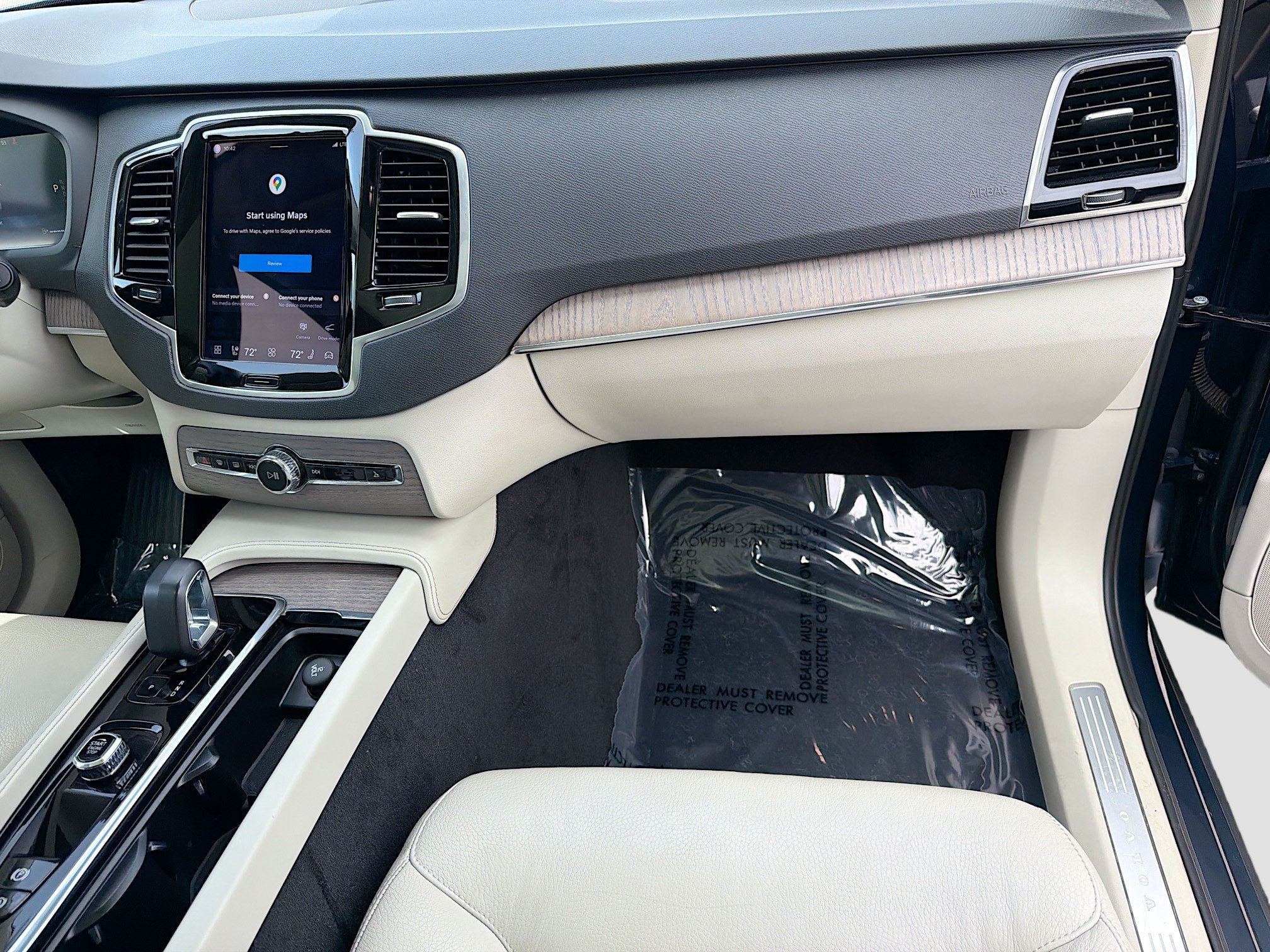 Used 2023 Volvo XC90 B6 Plus AWD/4WD image 18