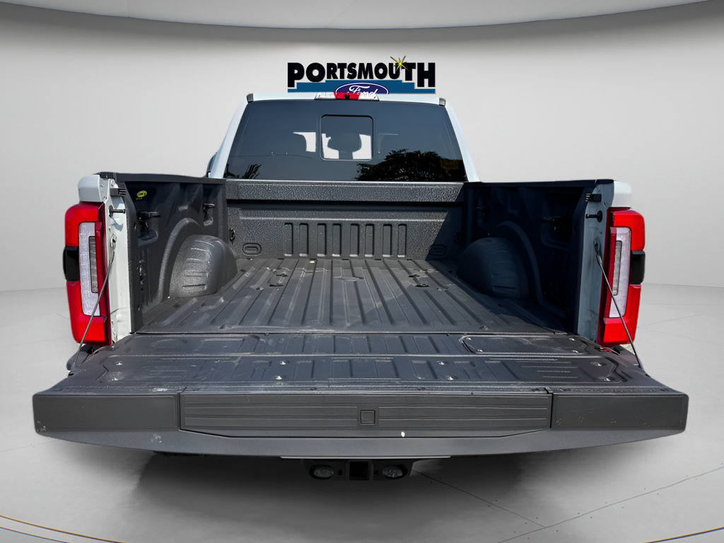 Certified 2026 Ford F350 Platinum AWD/4WD image 13