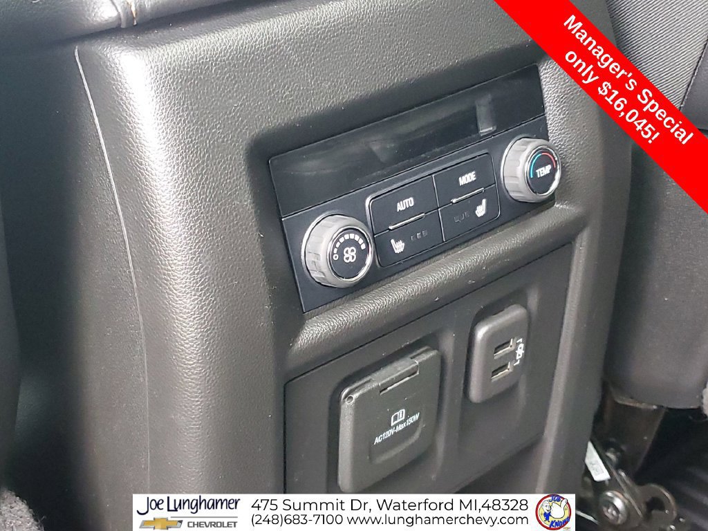Used 2018 Chevrolet Traverse Premier w/ Redline Edition AWD/4WD image 24