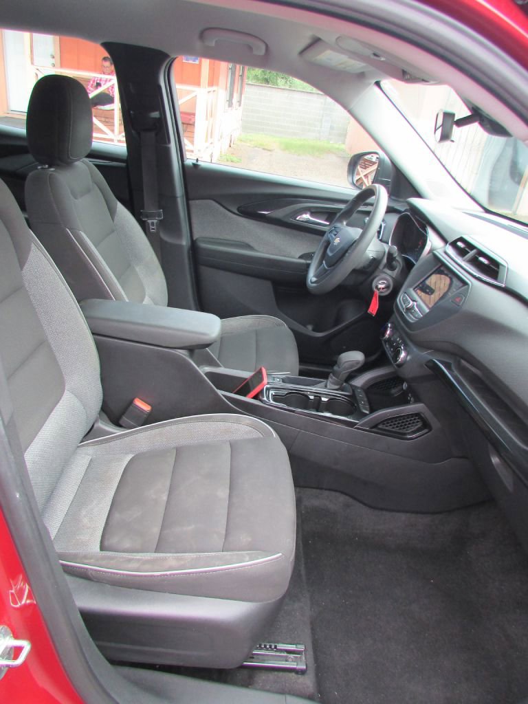 Used 2021 Chevrolet TrailBlazer LS image 18