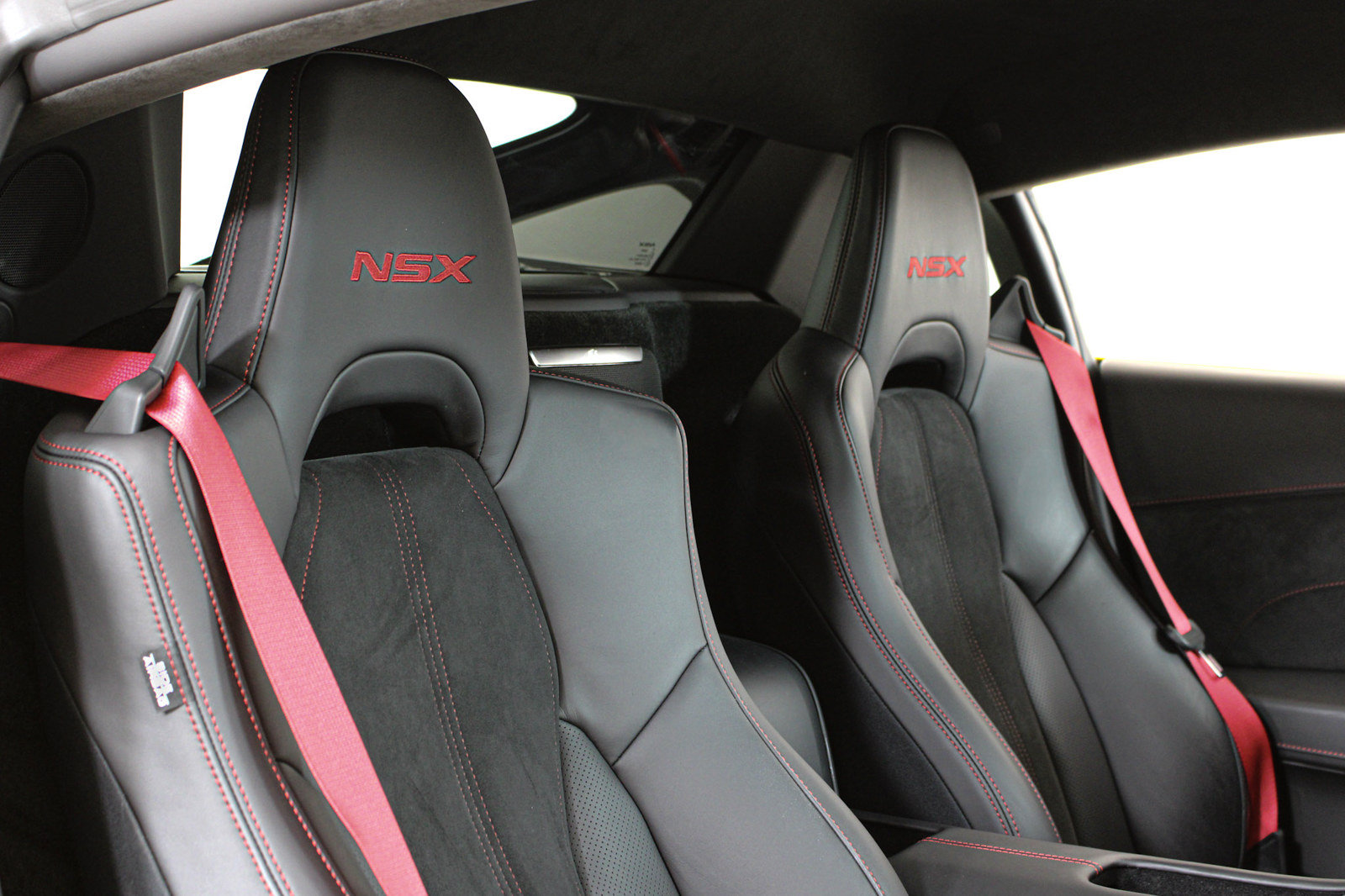 Used 2022 Acura NSX Type S AWD/4WD image 27